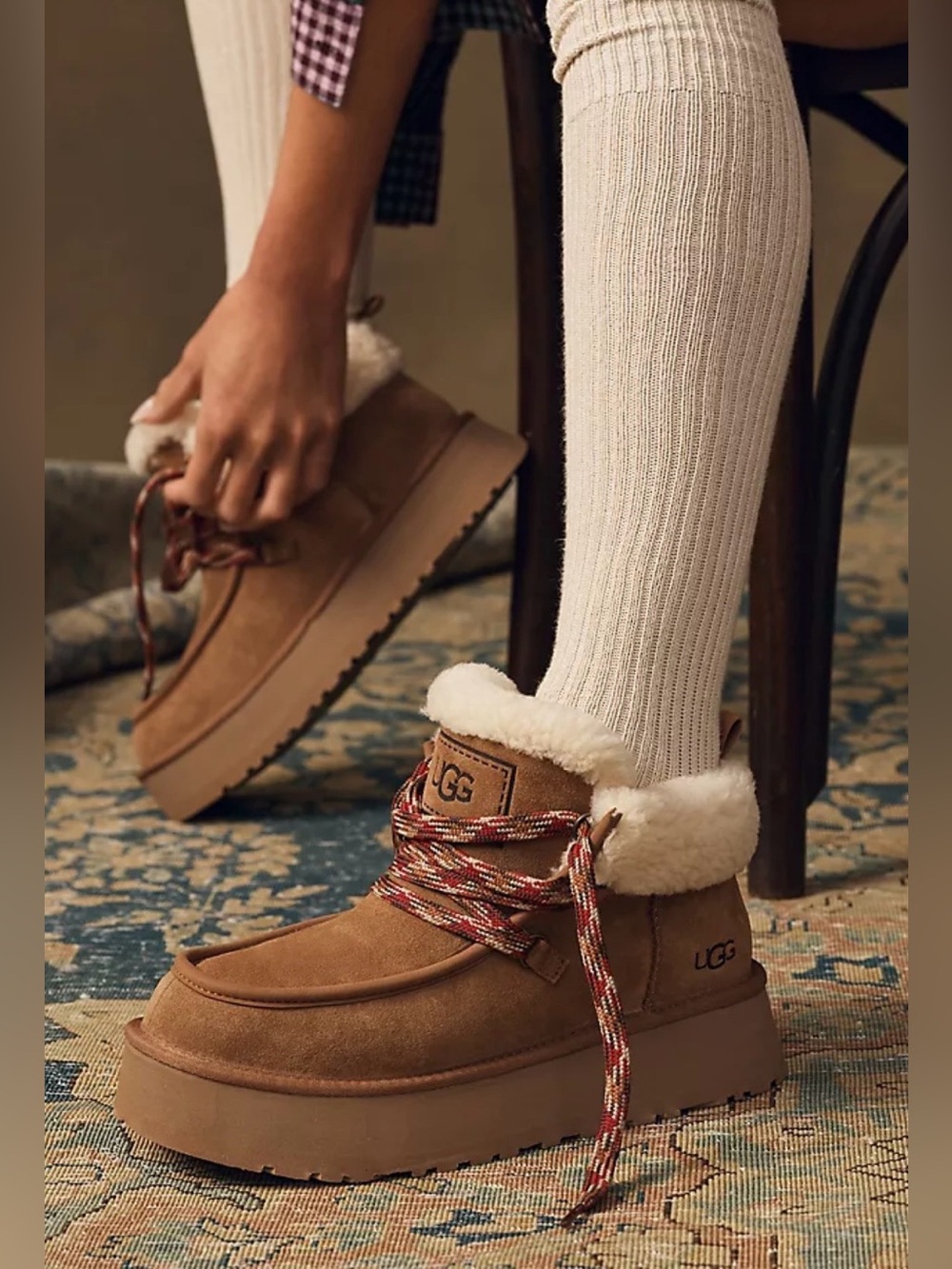 UGG Funkarra Cabin Cuff Boots Women’s Size 7